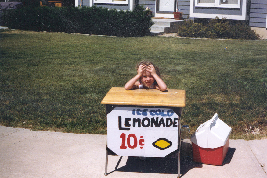 Dave Kinskey as a child selling lemonade